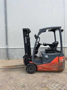Heftruck gebruikt TOYOTA 8FBEK16T ELEKTRO DREIRADFRONTSTAPLER (13068596)