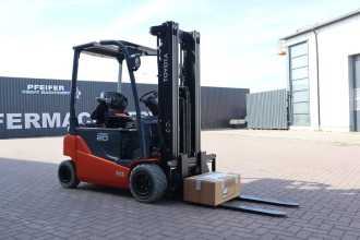 Heftruck gebruikt TOYOTA 8FBM20T ELEKTRO VIERRADFRONTSTAPLER (12925241)