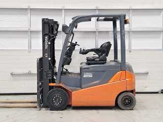 Heftruck gebruikt TOYOTA 8FBMKT25 ELEKTRO VIERRADFRONTSTAPLER (13058626)
