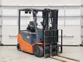 Heftruck gebruikt TOYOTA 8FBMKT25 ELEKTRO VIERRADFRONTSTAPLER (13058626)
