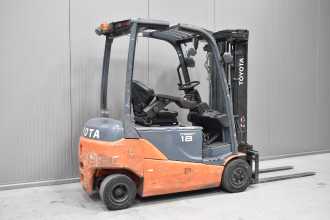 Heftruck gebruikt TOYOTA 8FBMT18 /59088/ ELEKTRO VIERRADFRONTSTAPLER (13072855)