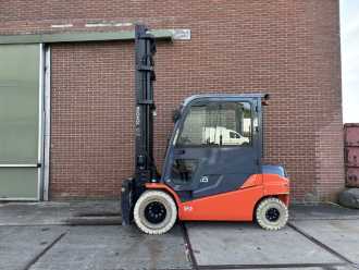 Heftruck gebruikt TOYOTA 8FBMT50 ELEKTRO VIERRADFRONTSTAPLER (12987756)