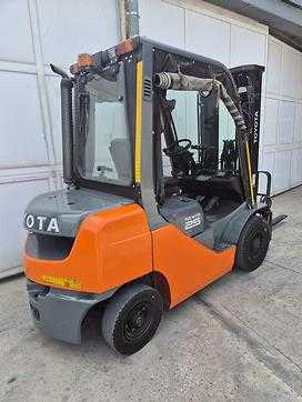 Heftruck gebruikt TOYOTA 8FDF25 DIESEL WEITERE (13025279)