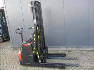 Heftruck gebruikt TOYOTA SWE120XR ELEKTRO HOCHHUBWAGENDEICHSEL (13071589)
