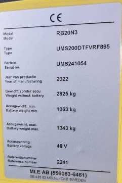 Heftruck gebruikt UNICARRIERS UMS 200 DTFVRF895 WEITERE SCHUBMASTSTAPLER (13066723)