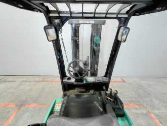 Heftruck gebruikt YALE ERP16 ATF ELEKTRO DREIRADFRONTSTAPLER (13048319)