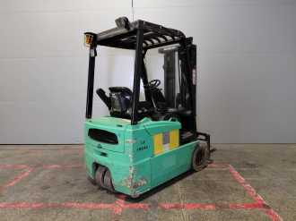Heftruck gebruikt YALE ERP16 ATF ELEKTRO DREIRADFRONTSTAPLER (13065942)