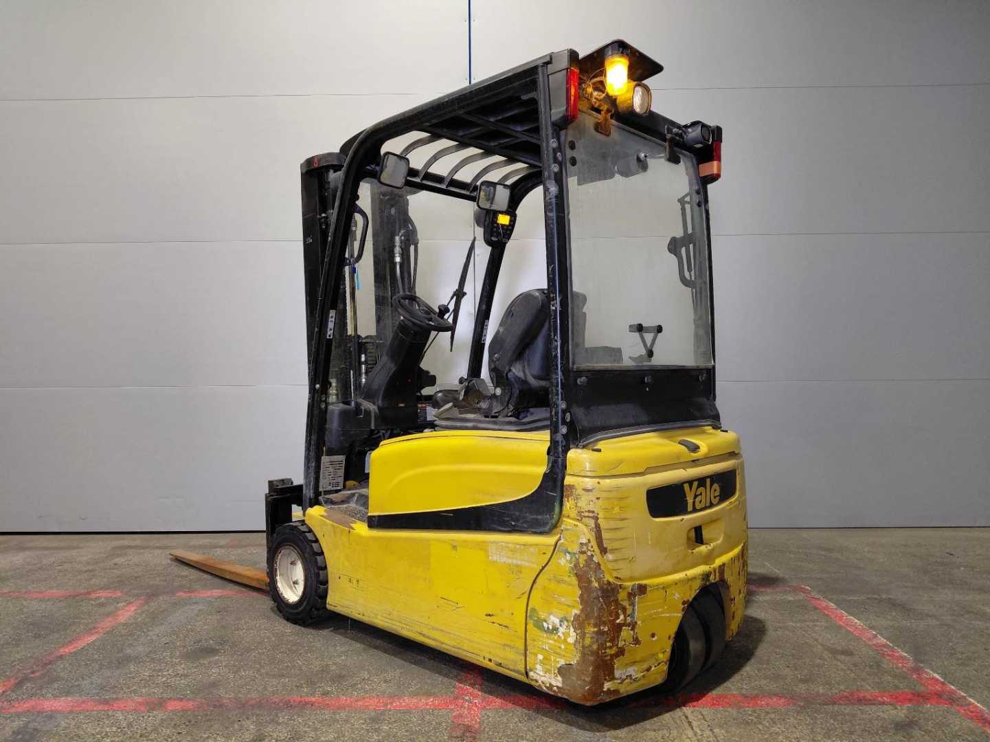 Heftruck gebruikt YALE ERP20 ELEKTRO VIERRADFRONTSTAPLER (13048333)