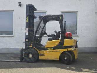 Heftruck gebruikt YALE GLP 30 VX GAS VIERRADFRONTSTAPLER (13039531) backdrop