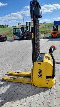 Heftruck gebruikt YALE MS10AC ELEKTRO HOCHHUBWAGENDEICHSEL (13068018)