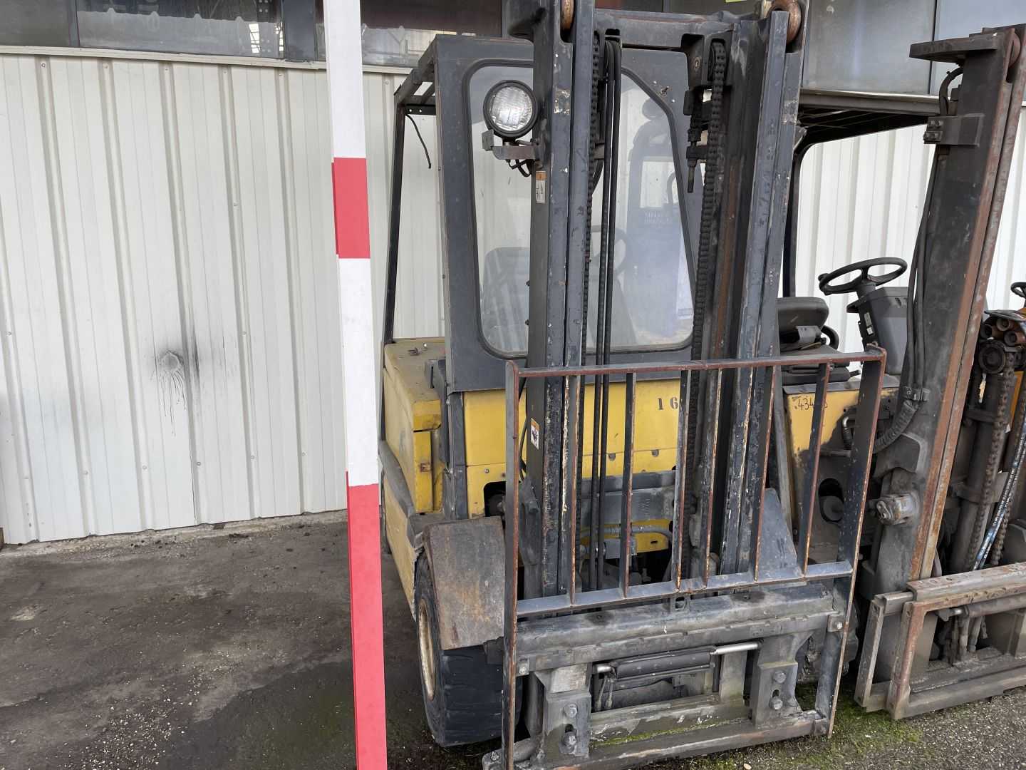 Heftruck gebruikt YALE chariot élévateur à fourches ELEKTRO VIERRADFRONTSTAPLER (13048089)