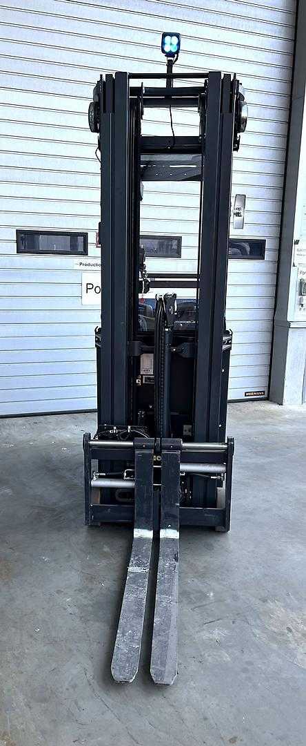 Used Forklift Actil E10 TTFY - Ion 3 ratų šakinis krautuvas (Image 3)