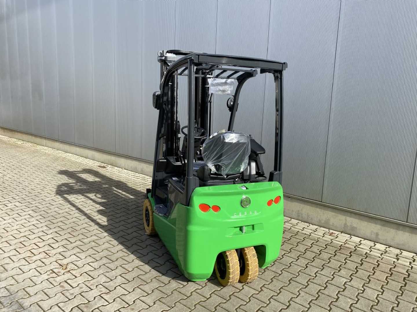 Used Forklift Cesab B315-II 3 ratų šakinis krautuvas (Image 1)