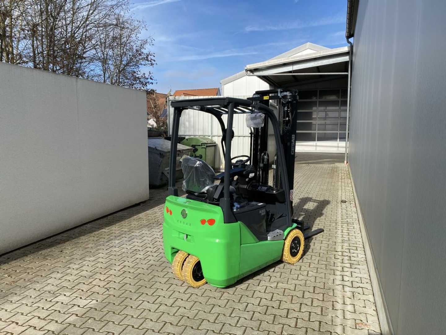 Used Forklift Cesab B315-II 3 ratų šakinis krautuvas (Image 2)