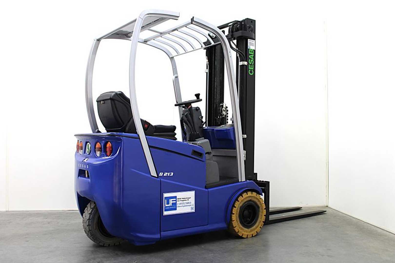 Used Forklift Cesab B 213 3 ratų šakinis krautuvas (Image 5) Used Forklift Cesab B 213 3 ratų šakinis krautuvas (Image 5)