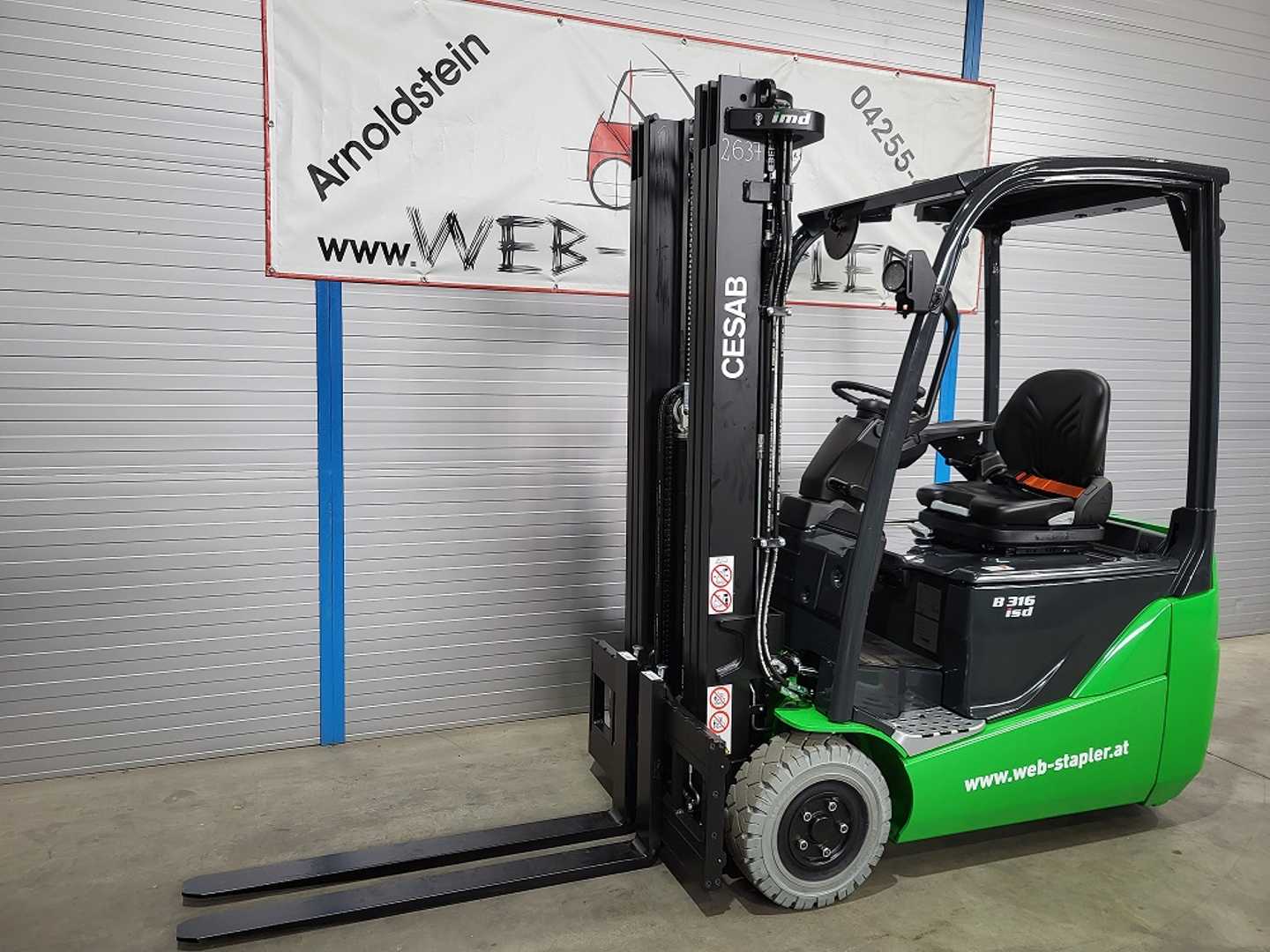 Used Forklift Cesab B316II 3 ratų šakinis krautuvas (Image 2) Used Forklift Cesab B316II 3 ratų šakinis krautuvas (Image 2)