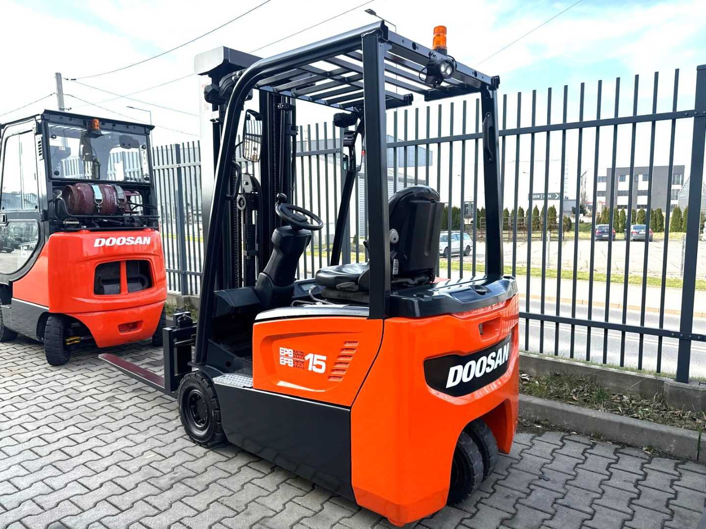 Used Forklift Doosan B15T-7/ 2021 year/ lithium battery//New price/New price 3 ratų šakinis krautuvas (Image 4)