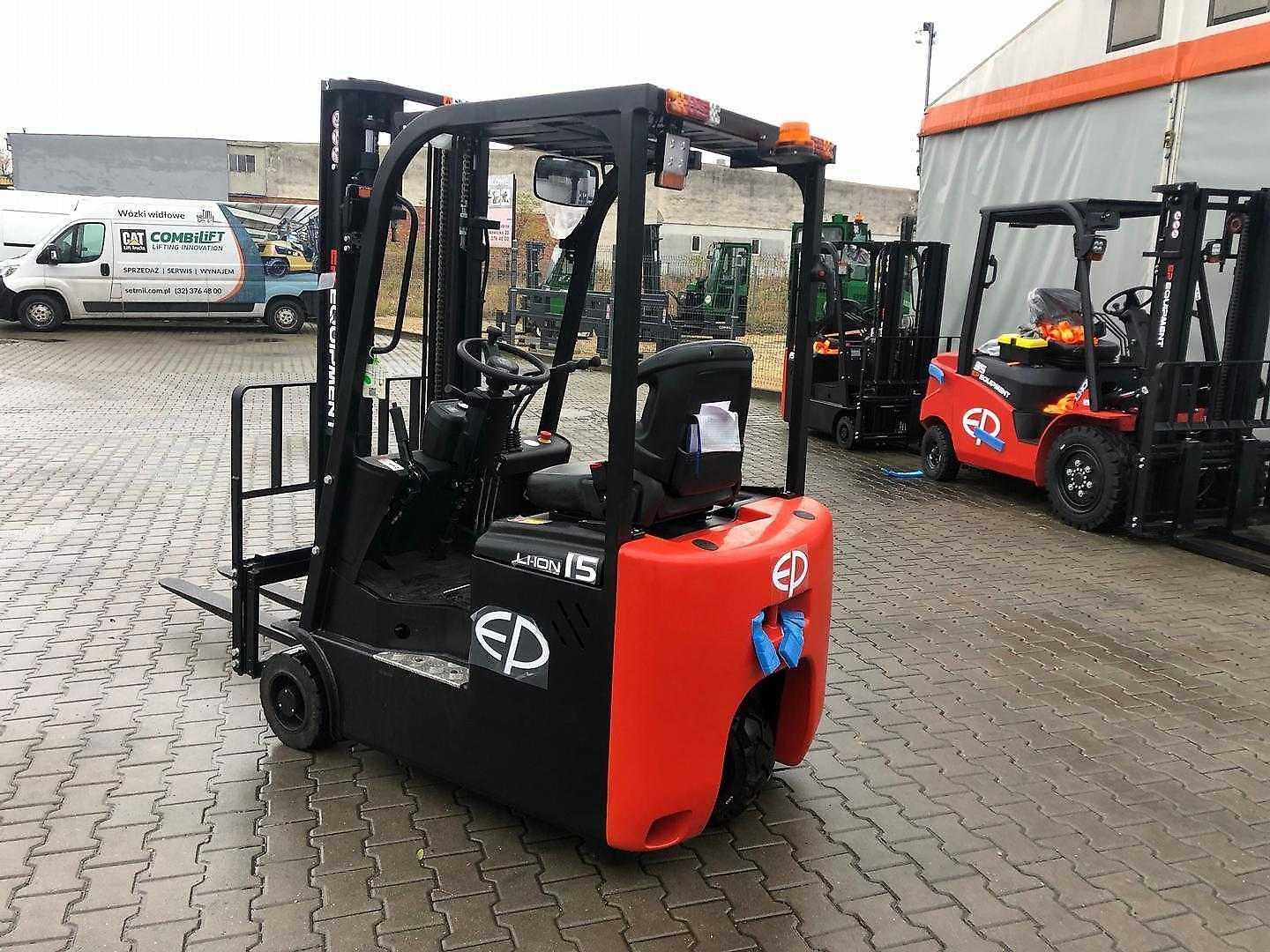 Used Forklift EP EFS151 3 ratų šakinis krautuvas (Image 5) Used Forklift EP EFS151 3 ratų šakinis krautuvas (Image 5)