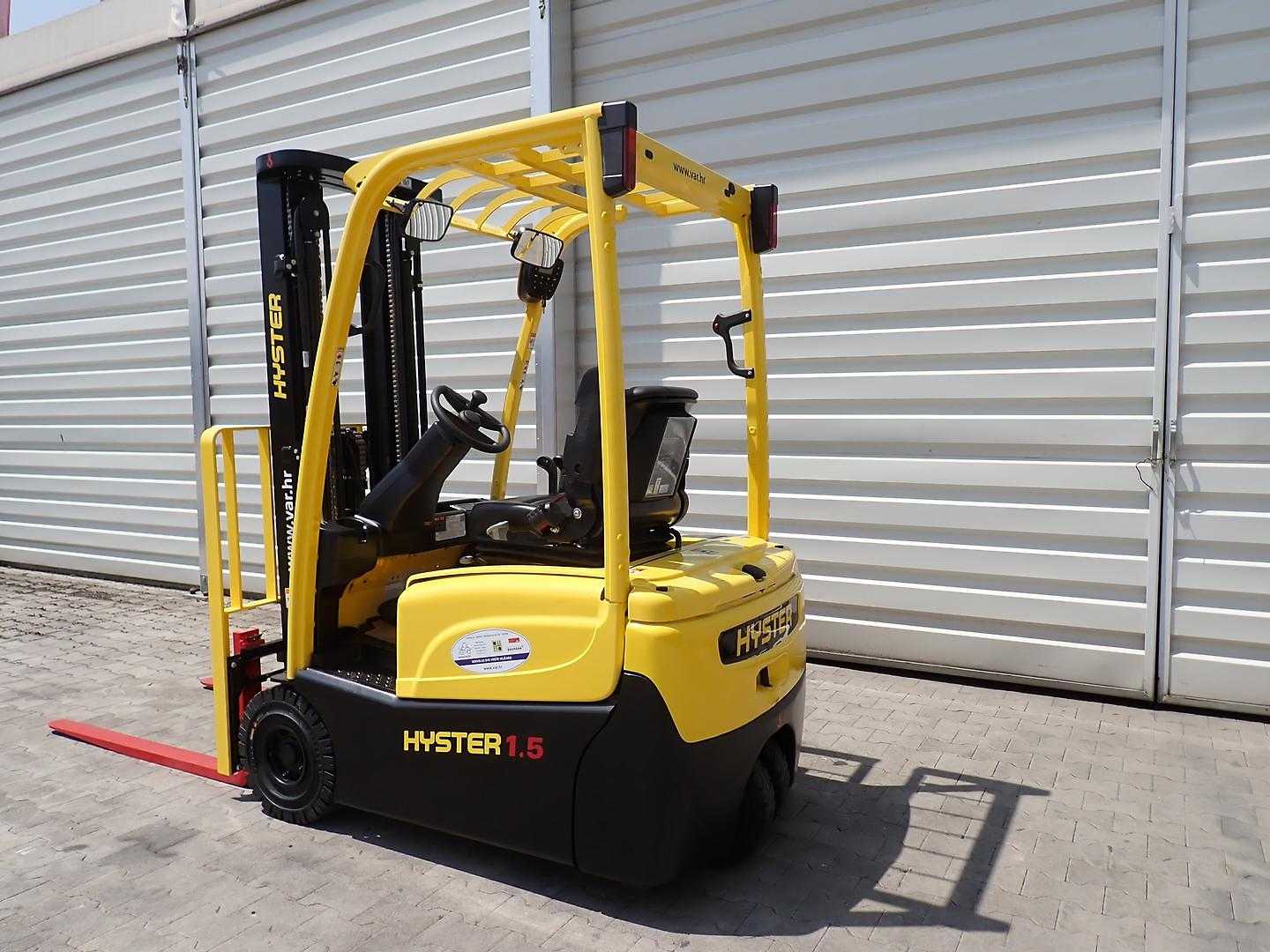 Used Forklift Hyster J1.5XNT 3 ratų šakinis krautuvas (Image 2) Used Forklift Hyster J1.5XNT 3 ratų šakinis krautuvas (Image 2)