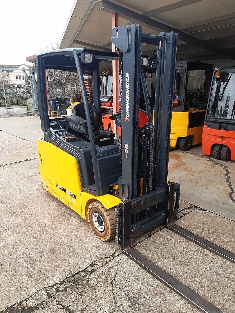 Used Forklift Jungheinrich EFG 216 Bj. 2013 3 ratų šakinis krautuvas (Image 1) Used Forklift Jungheinrich EFG 216 Bj. 2013 3 ratų šakinis krautuvas (Image 1)