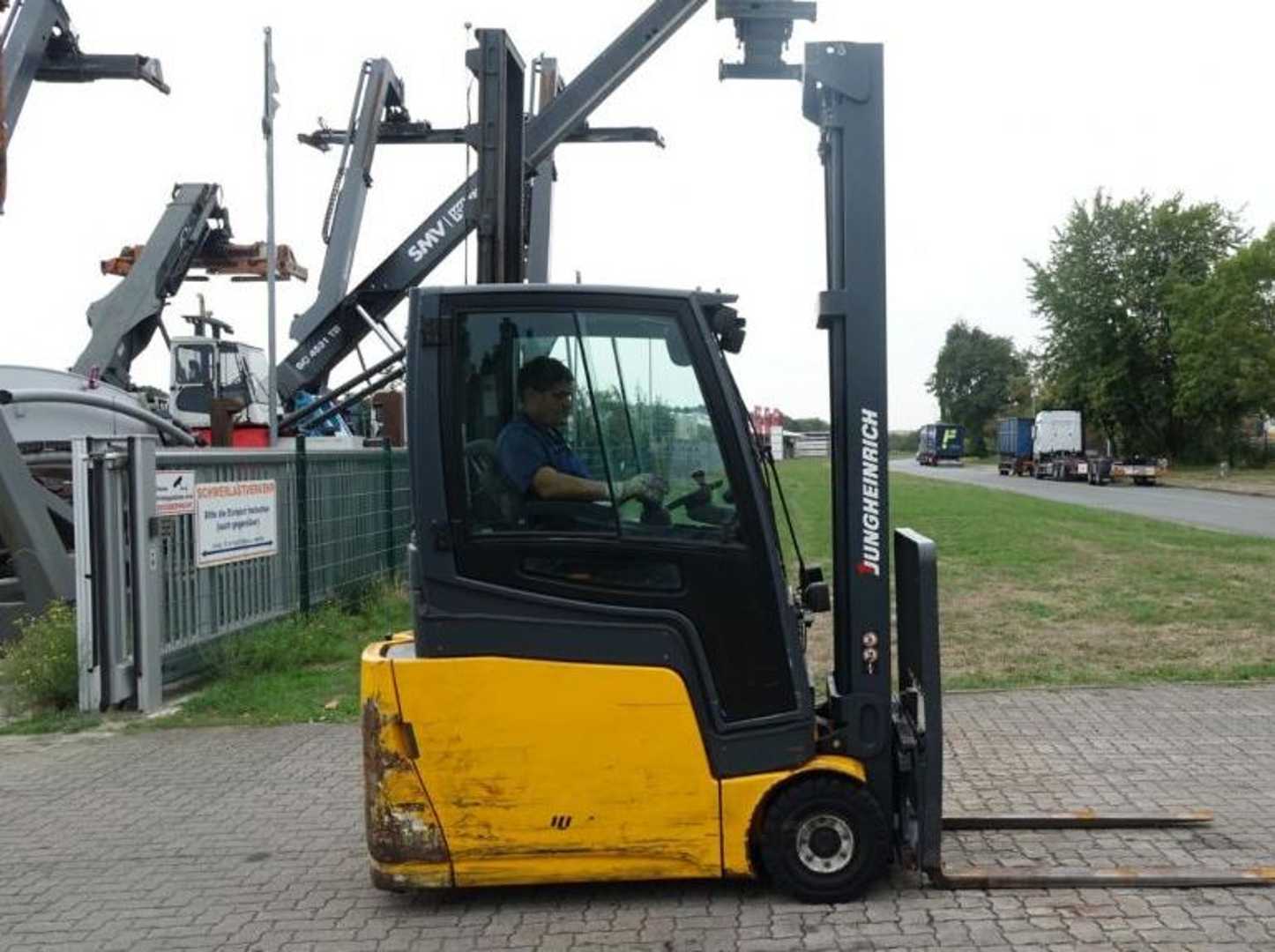 Used Forklift Jungheinrich EFG216GE-120-500ZT 3 ratų šakinis krautuvas (Image 1)