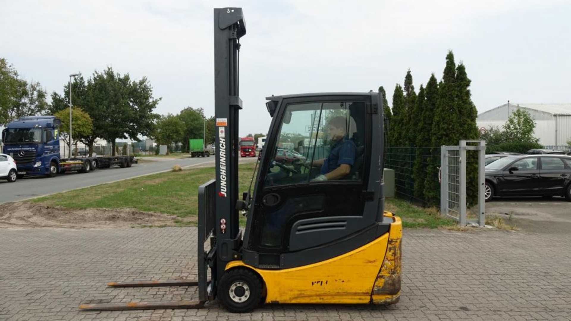 Used Forklift Jungheinrich EFG216GE-120-500ZT 3 ratų šakinis krautuvas (Image 3)