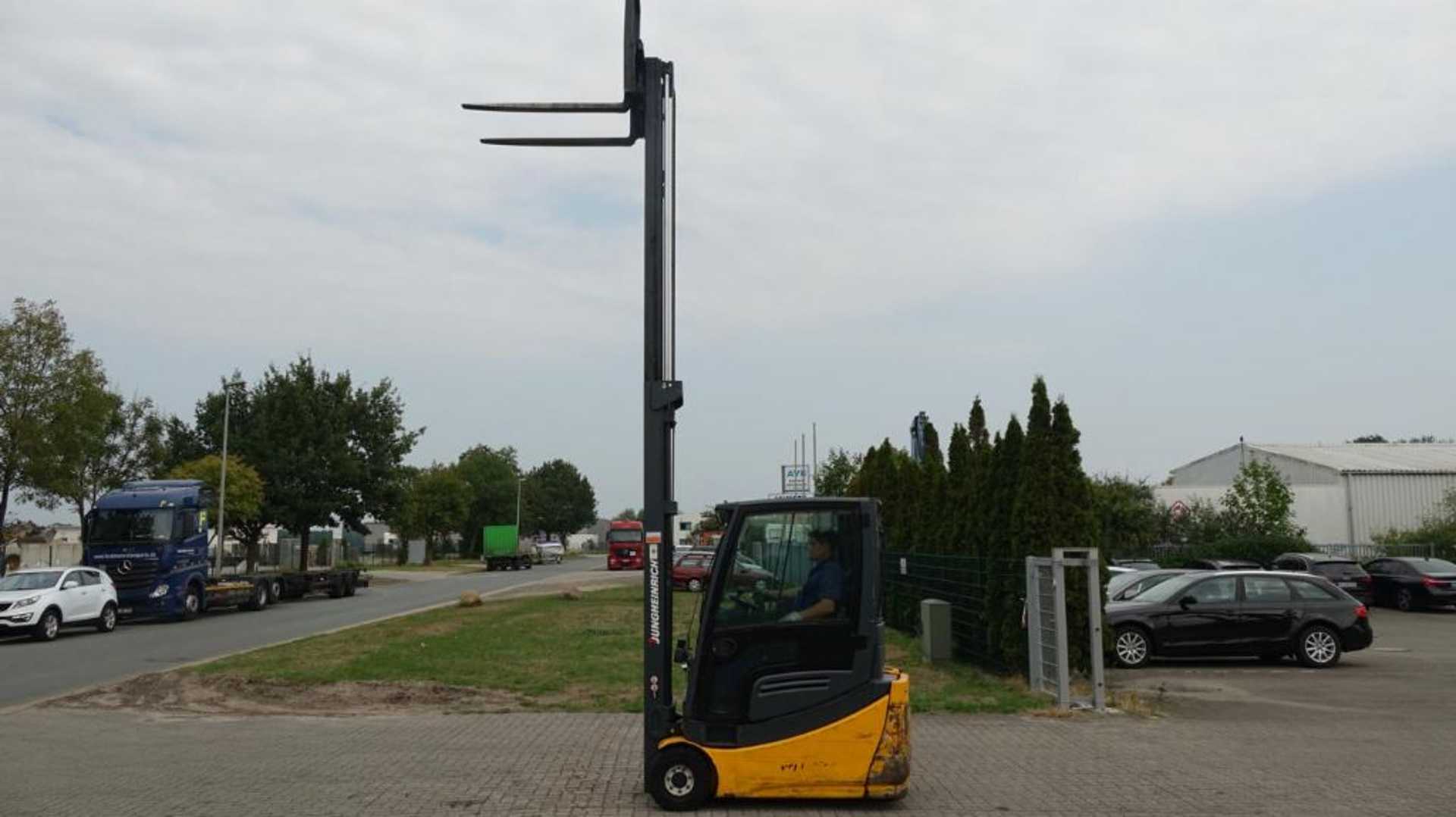 Used Forklift Jungheinrich EFG216GE-120-500ZT 3 ratų šakinis krautuvas (Image 4)