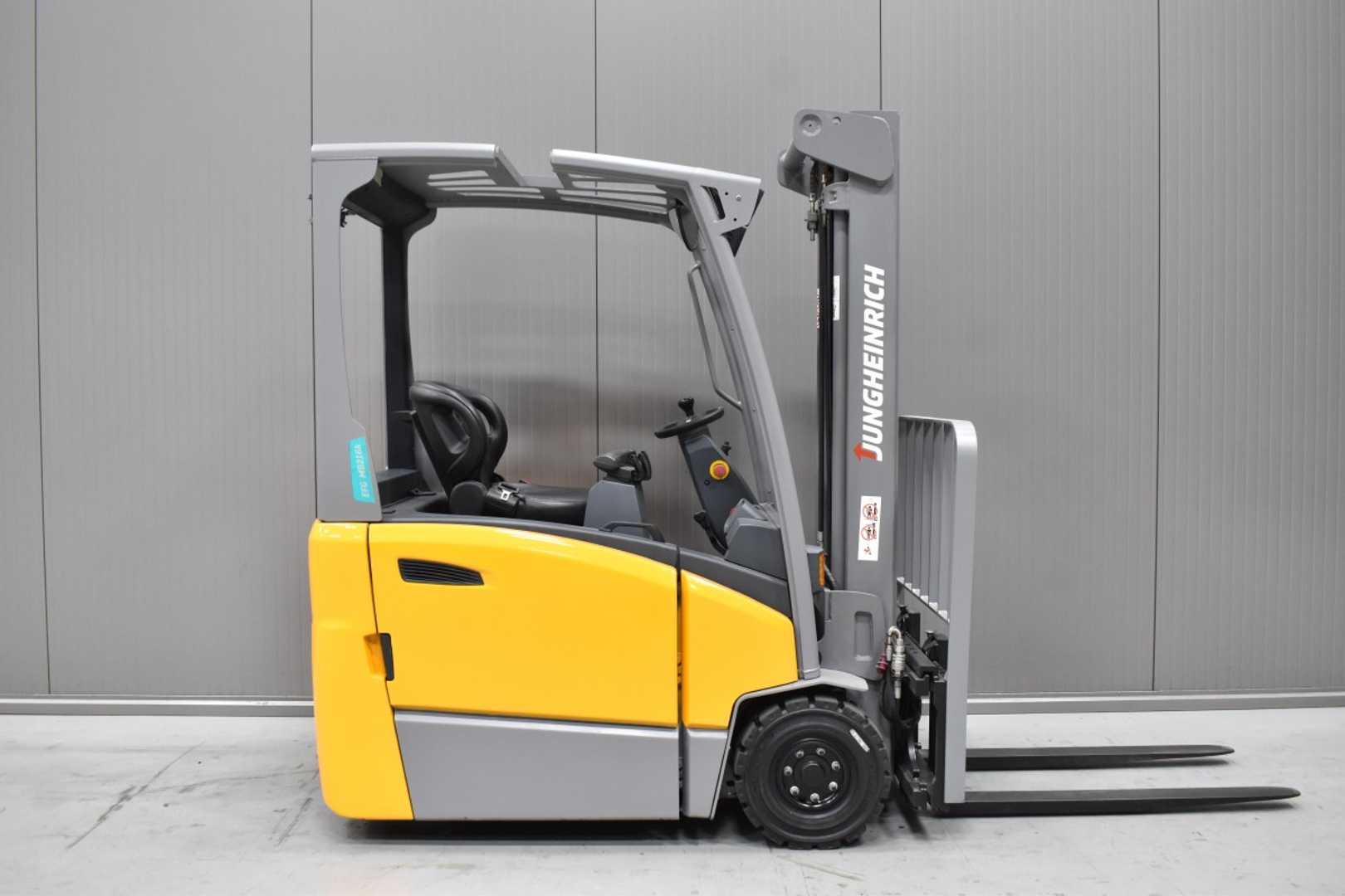 Used Forklift Jungheinrich EFG MB 216k /57428/ 3 ratų šakinis krautuvas (Image 3) Used Forklift Jungheinrich EFG MB 216k /57428/ 3 ratų šakinis krautuvas (Image 3)