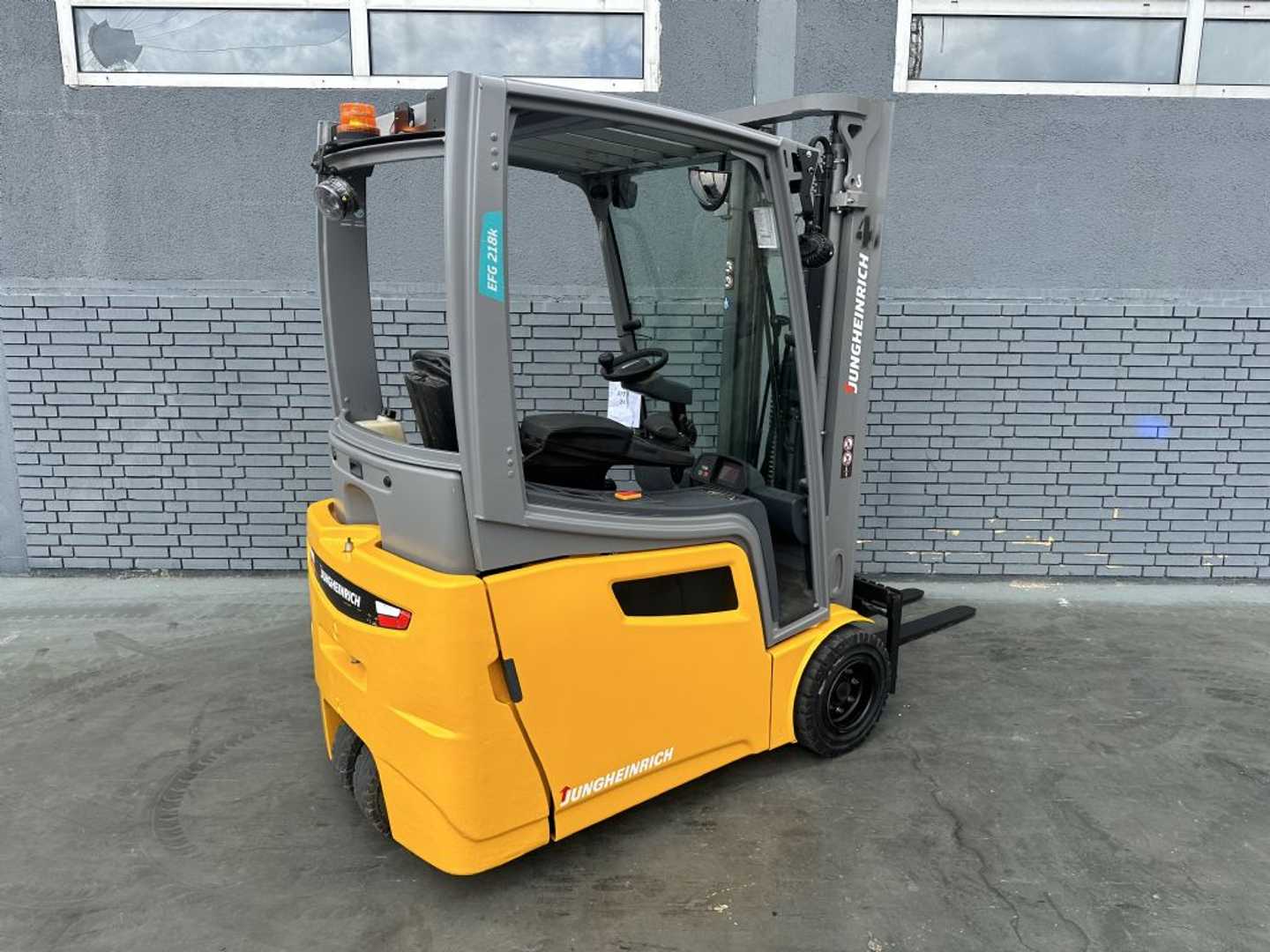 Used Forklift Jungheinrich EFG 216 Baujahr 2019 / Stunden 17827 HH 3,3M/ Duplex 3 ratų šakinis krautuvas (Image 5)
