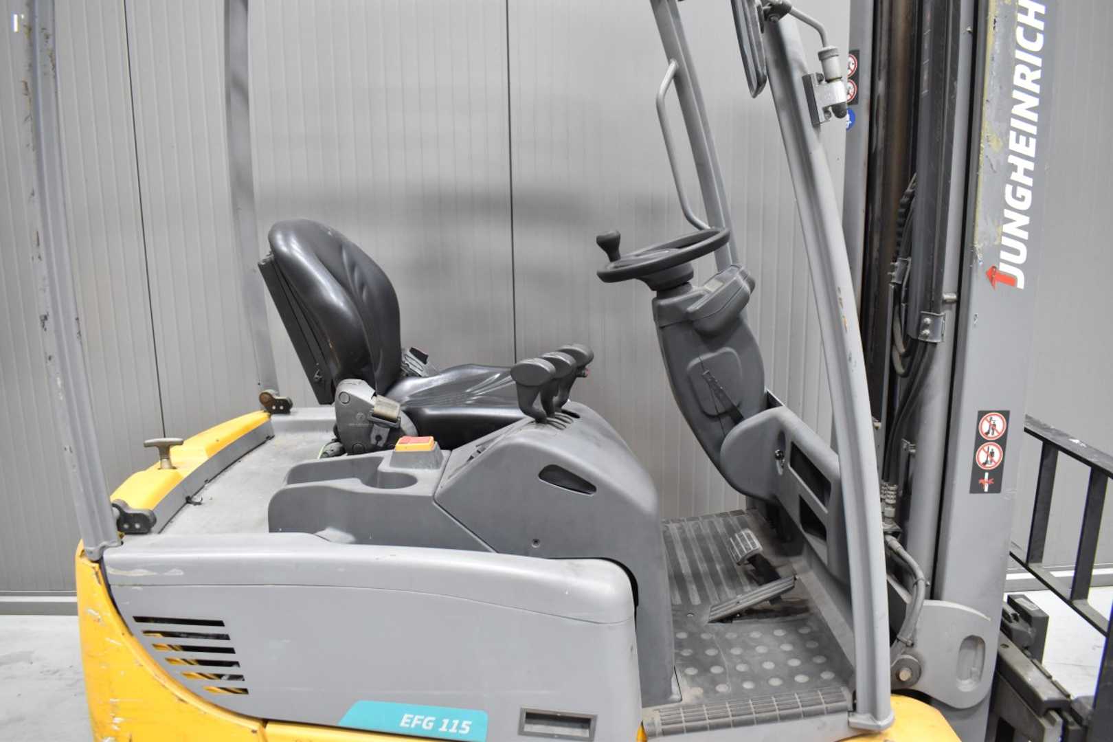 Used Forklift Jungheinrich EFG 115 /57655/ 3 ratų šakinis krautuvas (Image 5) Used Forklift Jungheinrich EFG 115 /57655/ 3 ratų šakinis krautuvas (Image 5)