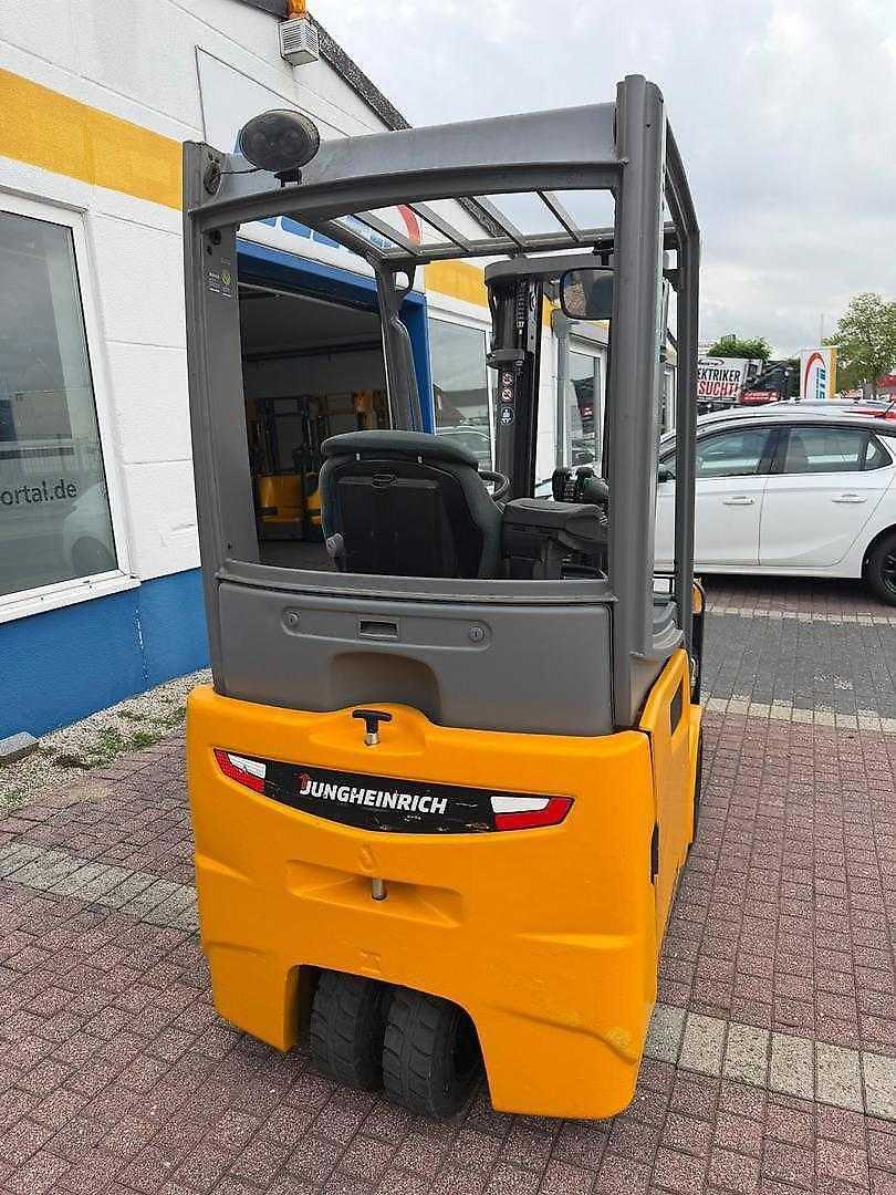 Used Forklift Jungheinrich EFG216k 3 ratų šakinis krautuvas (Image 4) Used Forklift Jungheinrich EFG216k 3 ratų šakinis krautuvas (Image 4)