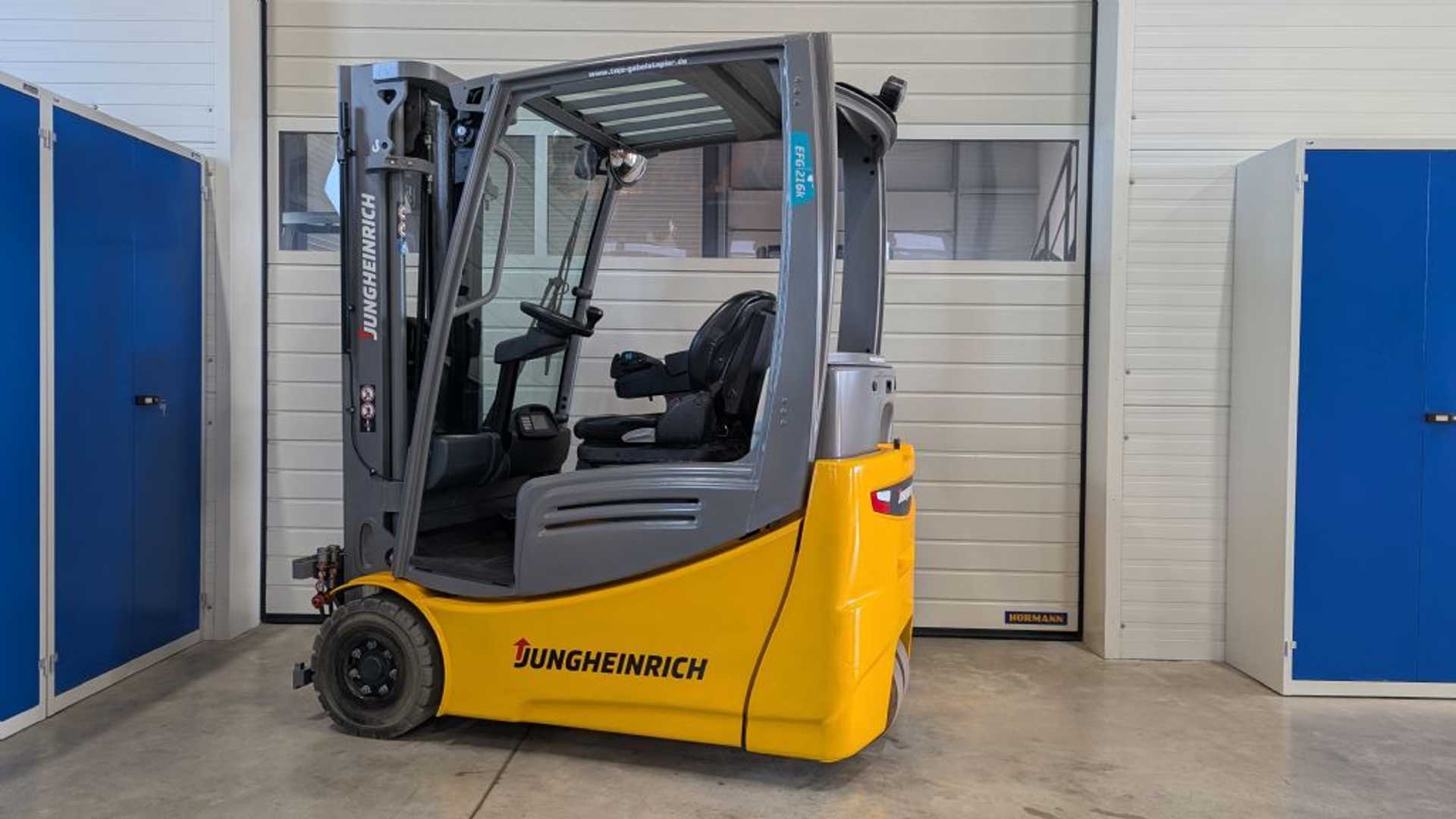 Used Forklift Jungheinrich EFG 216k G+E120-464DZ 3 ratų šakinis krautuvas (Image 3) Used Forklift Jungheinrich EFG 216k G+E120-464DZ 3 ratų šakinis krautuvas (Image 3)