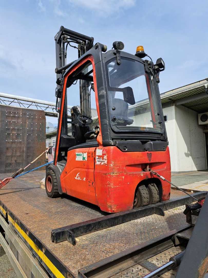 Used Forklift Linde E16-01 3 ratų šakinis krautuvas (Image 2) Used Forklift Linde E16-01 3 ratų šakinis krautuvas (Image 2)