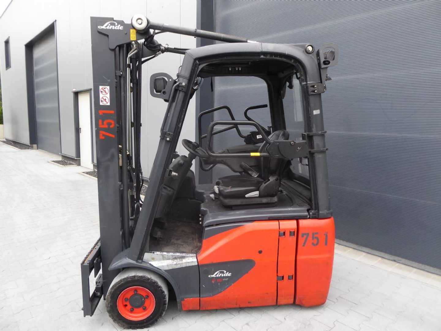 Used Forklift Linde E16c-02 3 ratų šakinis krautuvas (Image 2)