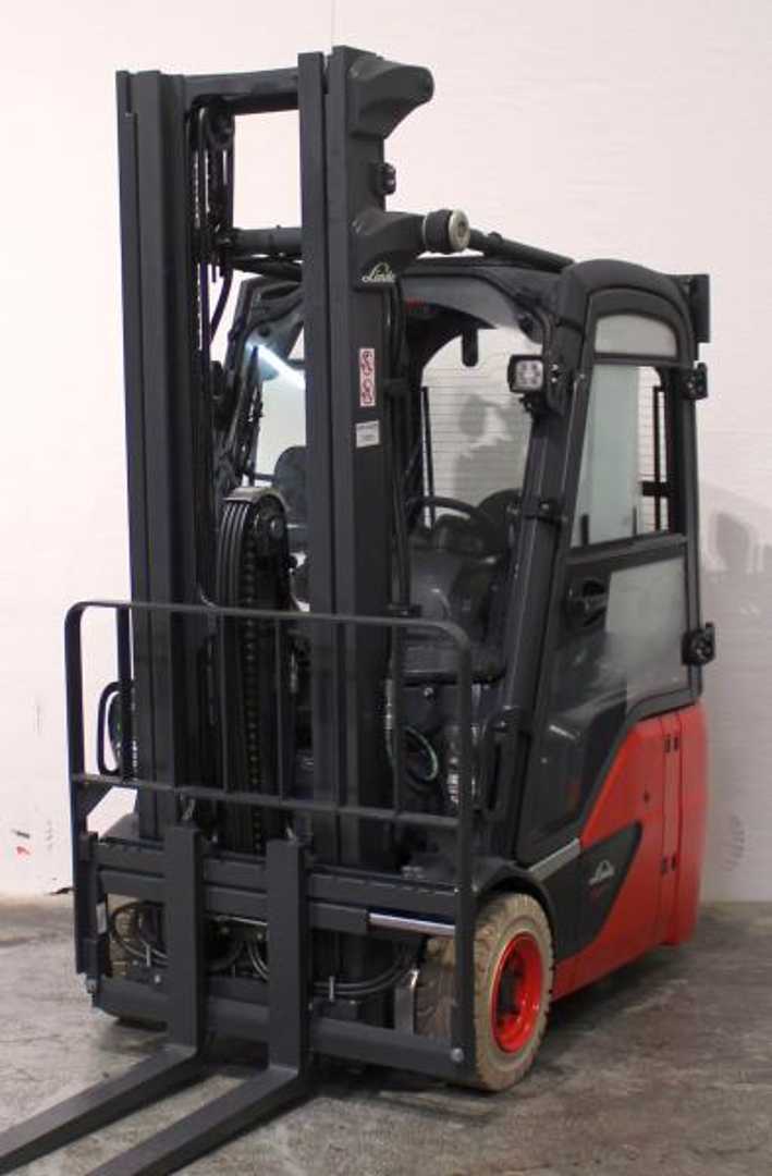 Used Forklift Linde E 16 C EVO 386-02 3 ratų šakinis krautuvas (Image 1) Used Forklift Linde E 16 C EVO 386-02 3 ratų šakinis krautuvas (Image 1)