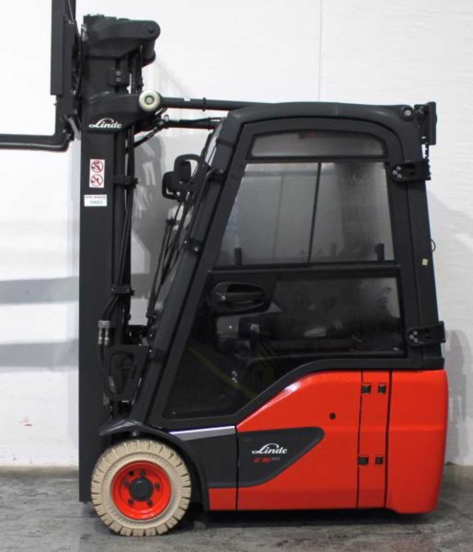 Used Forklift Linde E 16 C EVO 386-02 3 ratų šakinis krautuvas (Image 3) Used Forklift Linde E 16 C EVO 386-02 3 ratų šakinis krautuvas (Image 3)
