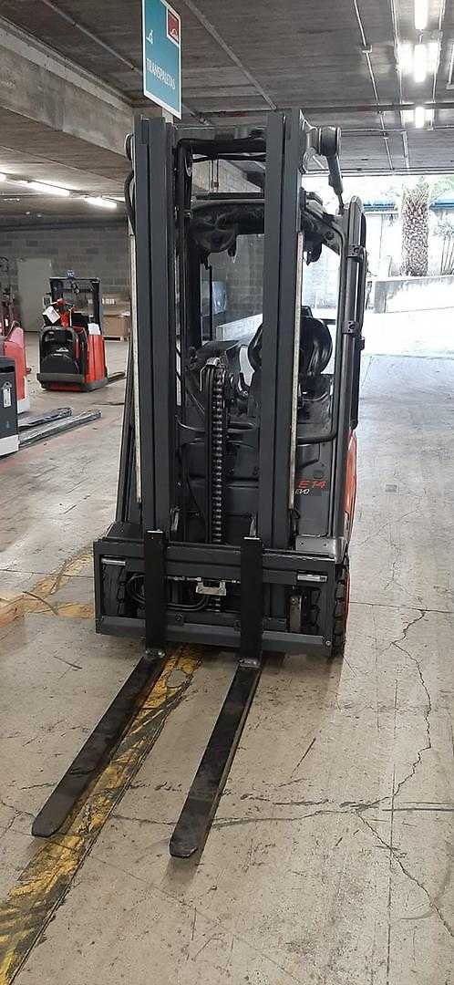 Used Forklift Linde E14 3 ratų šakinis krautuvas (Image 2) Used Forklift Linde E14 3 ratų šakinis krautuvas (Image 2)
