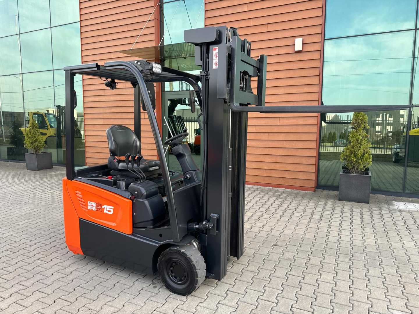 Used Forklift Linde Doosan B15T-7 2021 year /lithium battery /New price 3 ratų šakinis krautuvas (Image 13)
