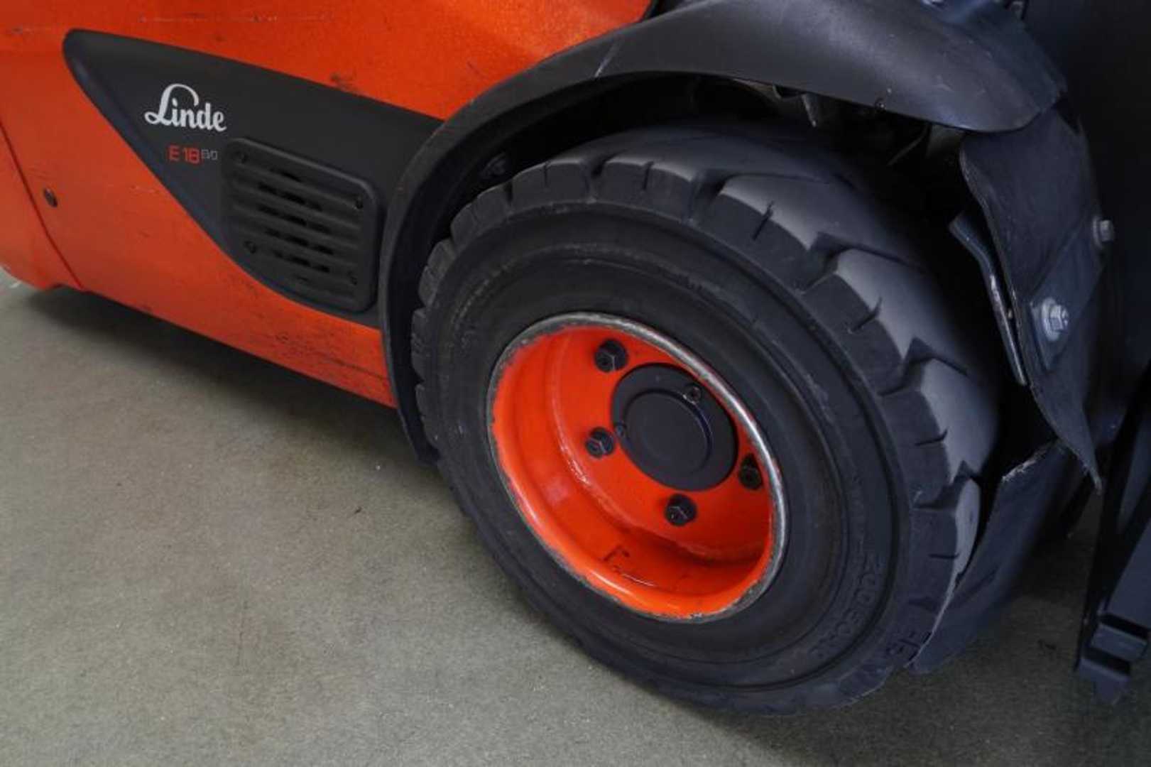 Used Forklift Linde E 18 EVO 386-02 3 ratų šakinis krautuvas (Image 9) Used Forklift Linde E 18 EVO 386-02 3 ratų šakinis krautuvas (Image 9)