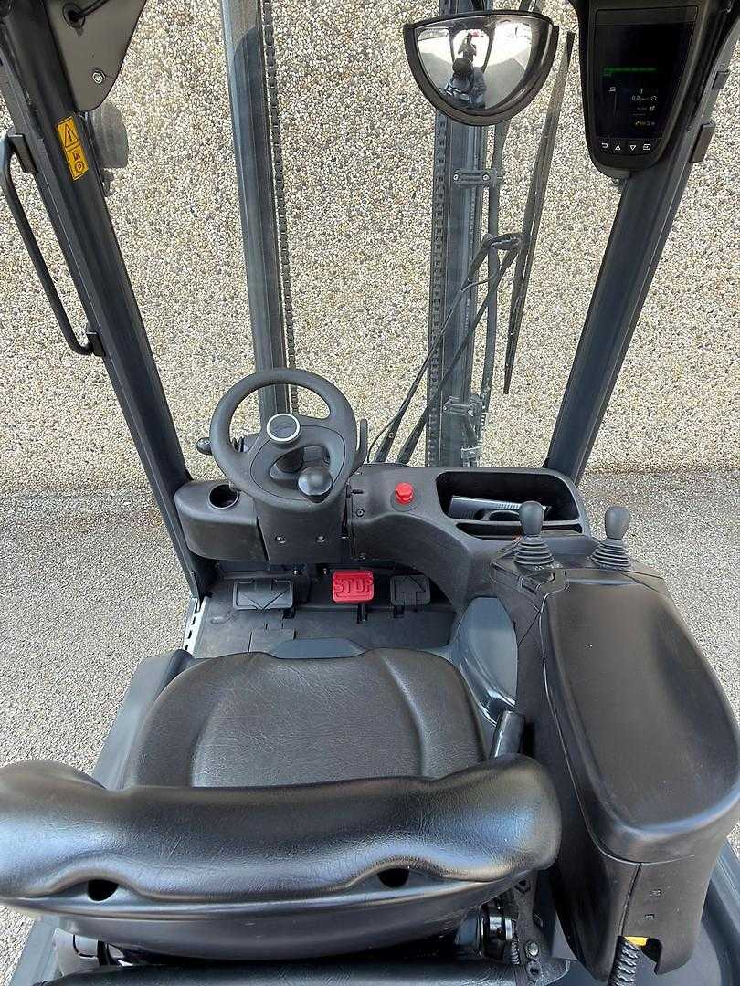Used Forklift Linde E16C-02 (740h) NEW BATTERY 3 ratų šakinis krautuvas (Image 5)