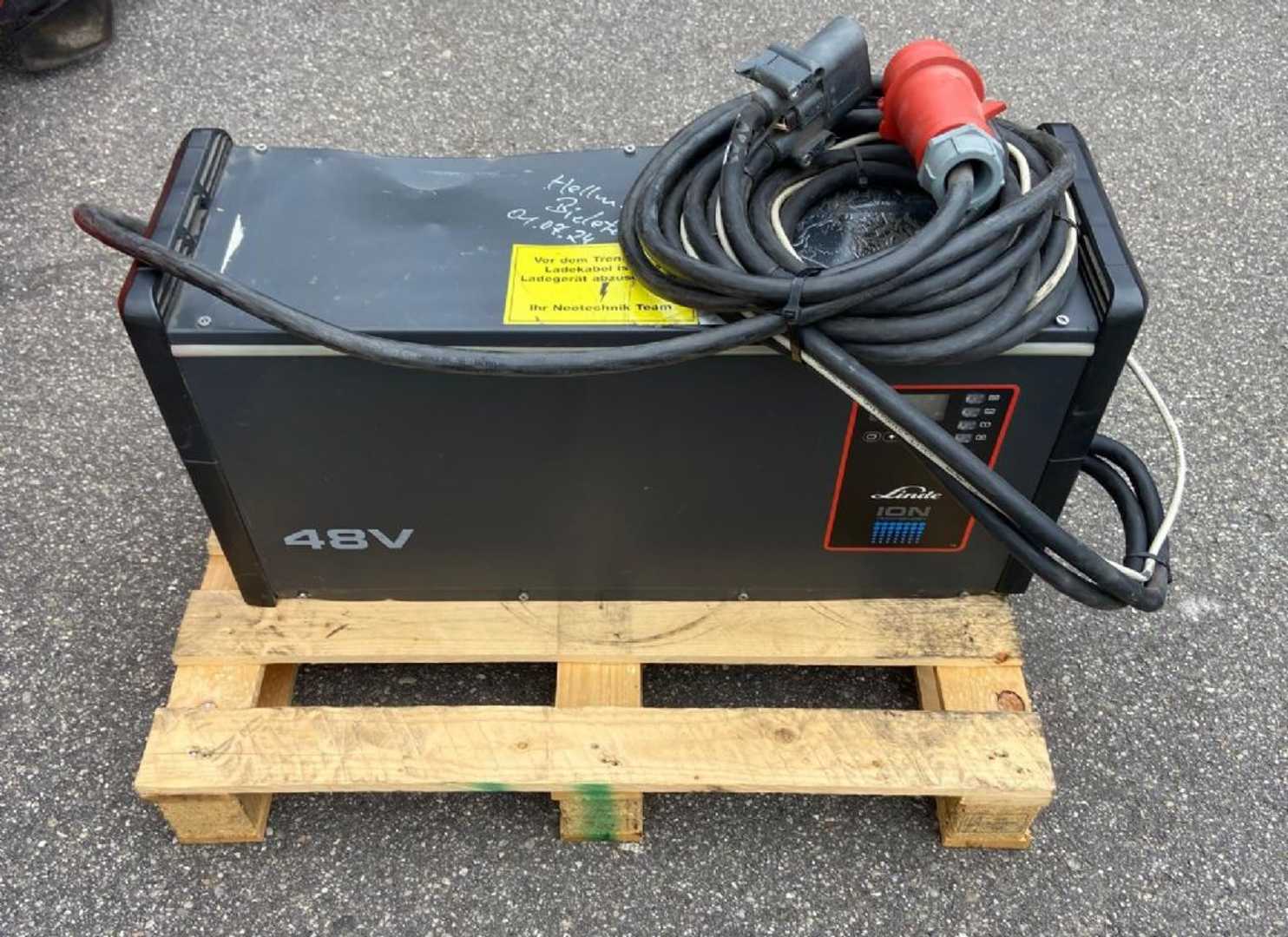 Used Forklift Linde E14-02 3 ratų šakinis krautuvas (Image 8) Used Forklift Linde E14-02 3 ratų šakinis krautuvas (Image 8)
