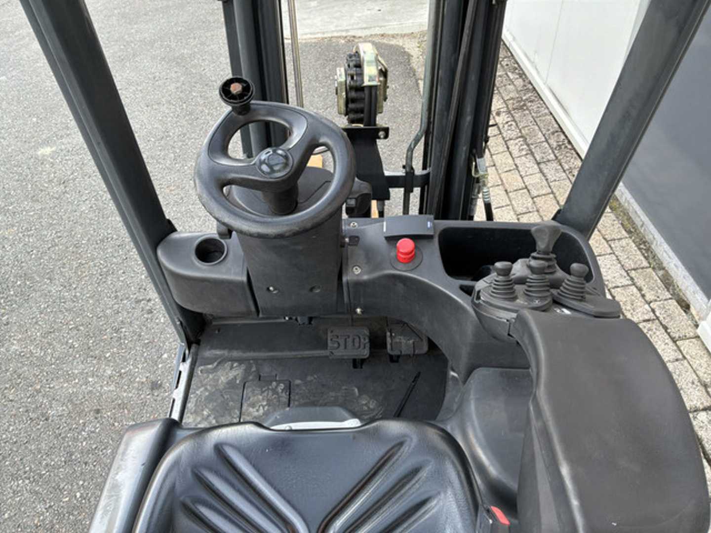Used Forklift Linde E16L-01 3 ratų šakinis krautuvas (Image 3)