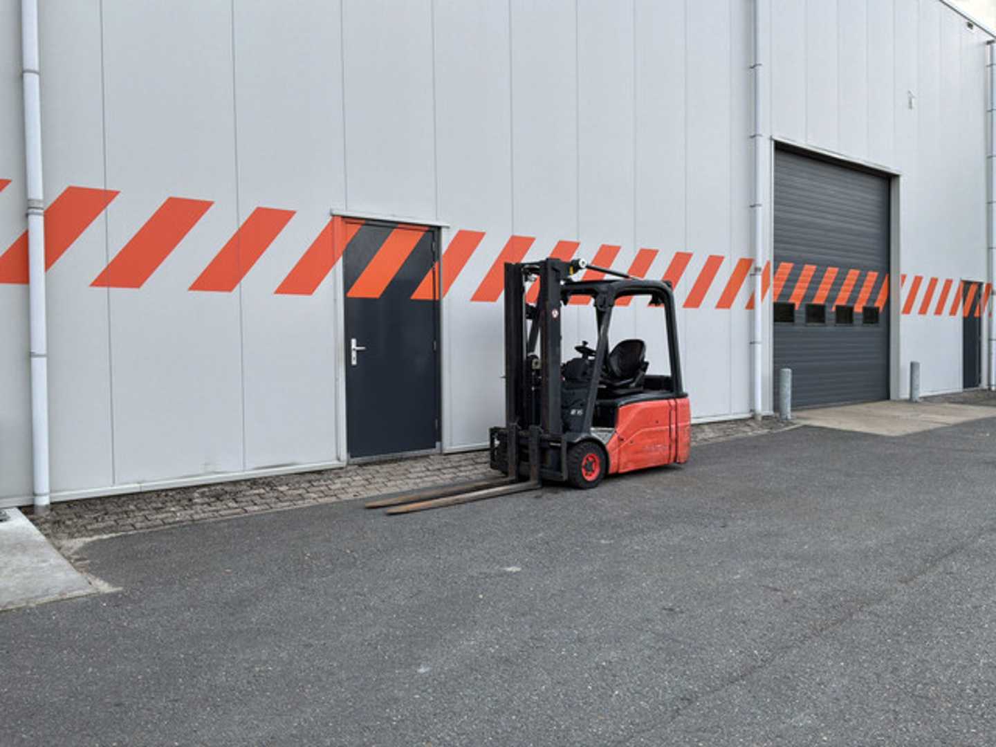 Used Forklift Linde E16L-01 3 ratų šakinis krautuvas (Image 5)