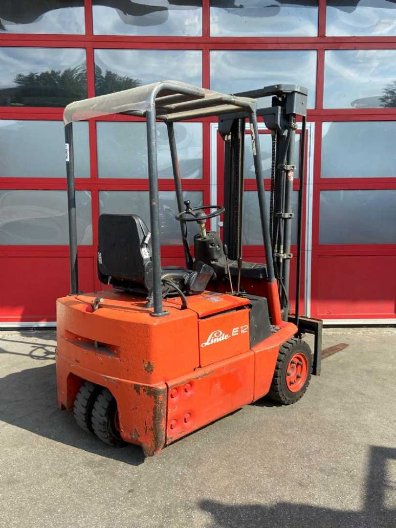 Used Forklift Linde E12 3 ratų šakinis krautuvas (Image 3)
