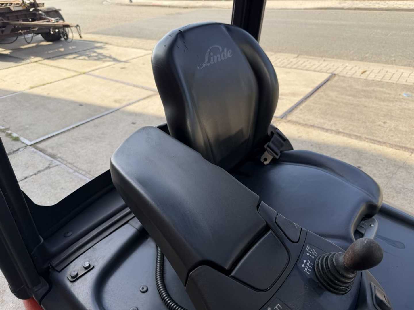 Used Forklift Linde E14-02 3 ratų šakinis krautuvas (Image 10)