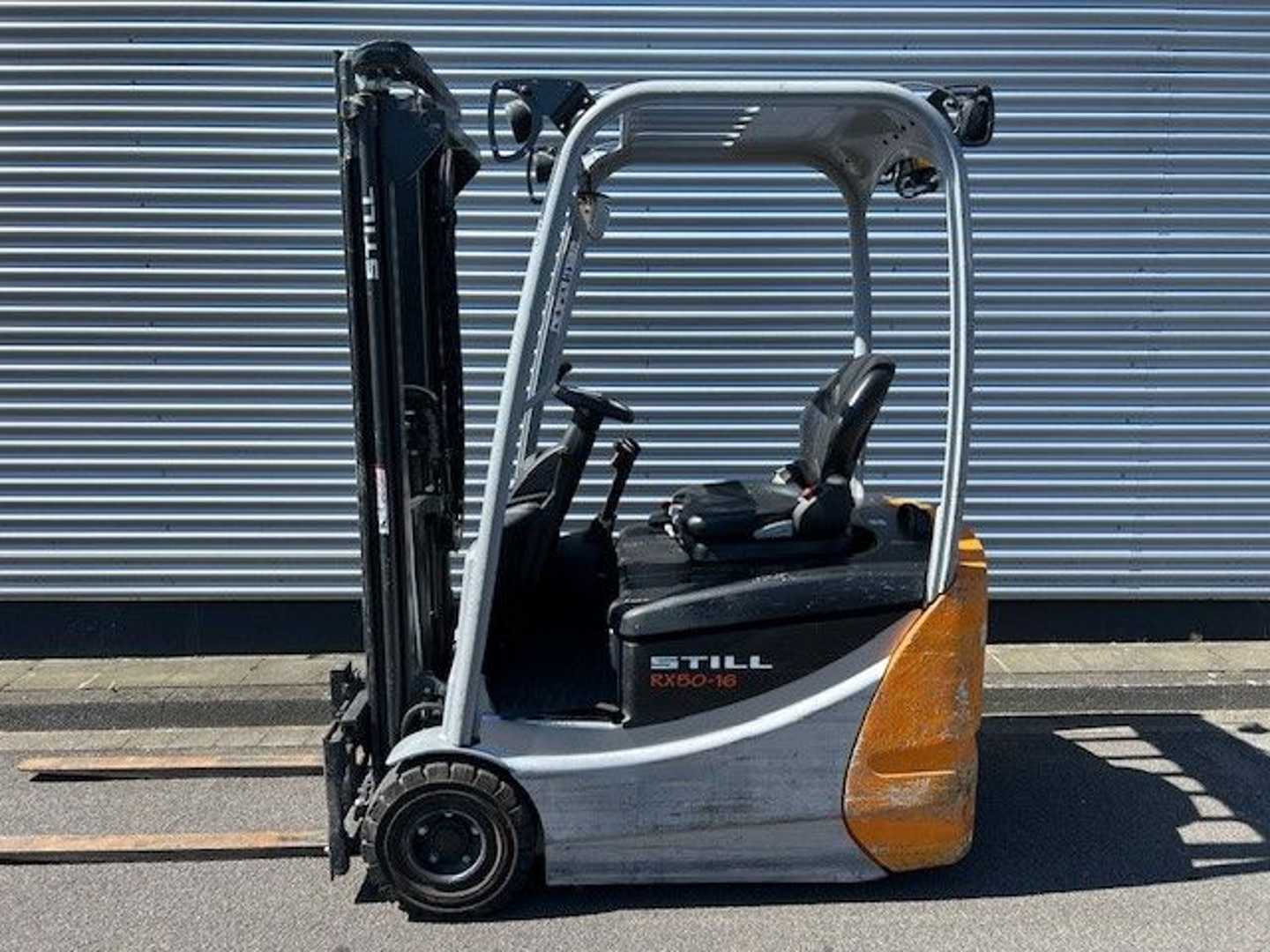 Used Forklift STILL RX50-16 Batterie 2022!!! 3 ratų šakinis krautuvas (Image 1) Used Forklift STILL RX50-16 Batterie 2022!!! 3 ratų šakinis krautuvas (Image 1)