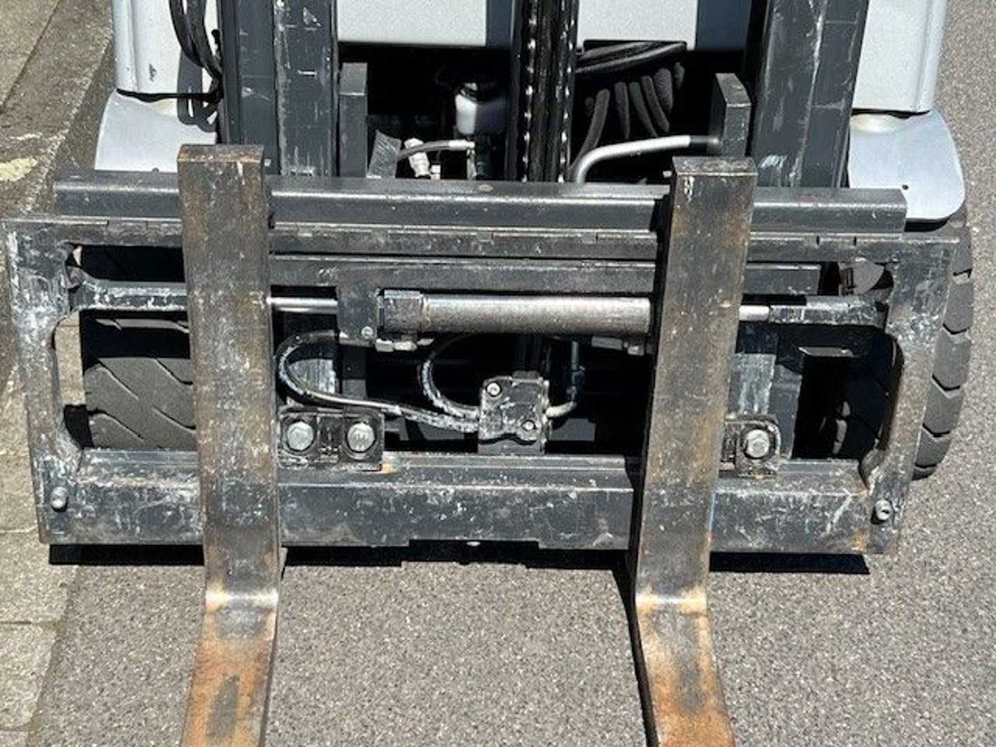 Used Forklift STILL RX50-16 Batterie 2022!!! 3 ratų šakinis krautuvas (Image 4) Used Forklift STILL RX50-16 Batterie 2022!!! 3 ratų šakinis krautuvas (Image 4)