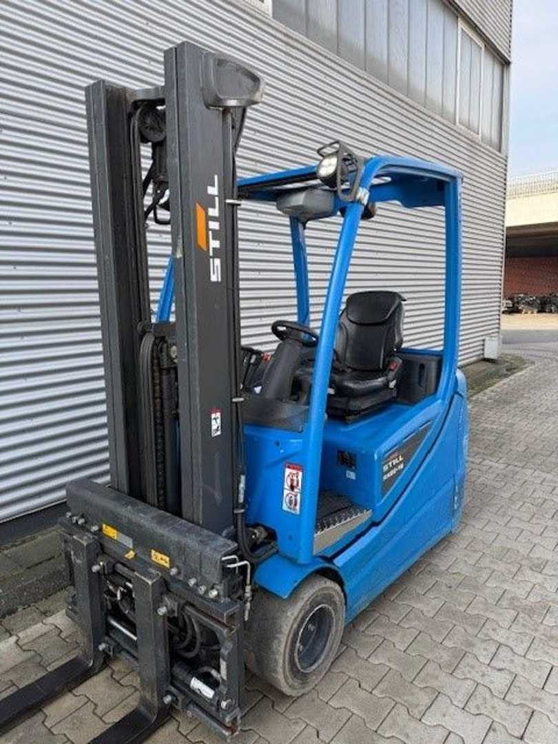 Used Forklift STILL RX20-16L 3 ratų šakinis krautuvas (Image 2) Used Forklift STILL RX20-16L 3 ratų šakinis krautuvas (Image 2)