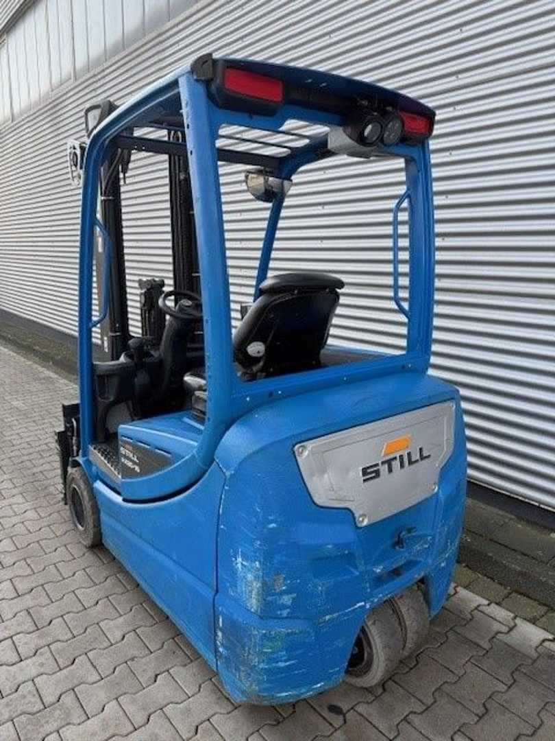Used Forklift STILL RX20-16L 3 ratų šakinis krautuvas (Image 3) Used Forklift STILL RX20-16L 3 ratų šakinis krautuvas (Image 3)
