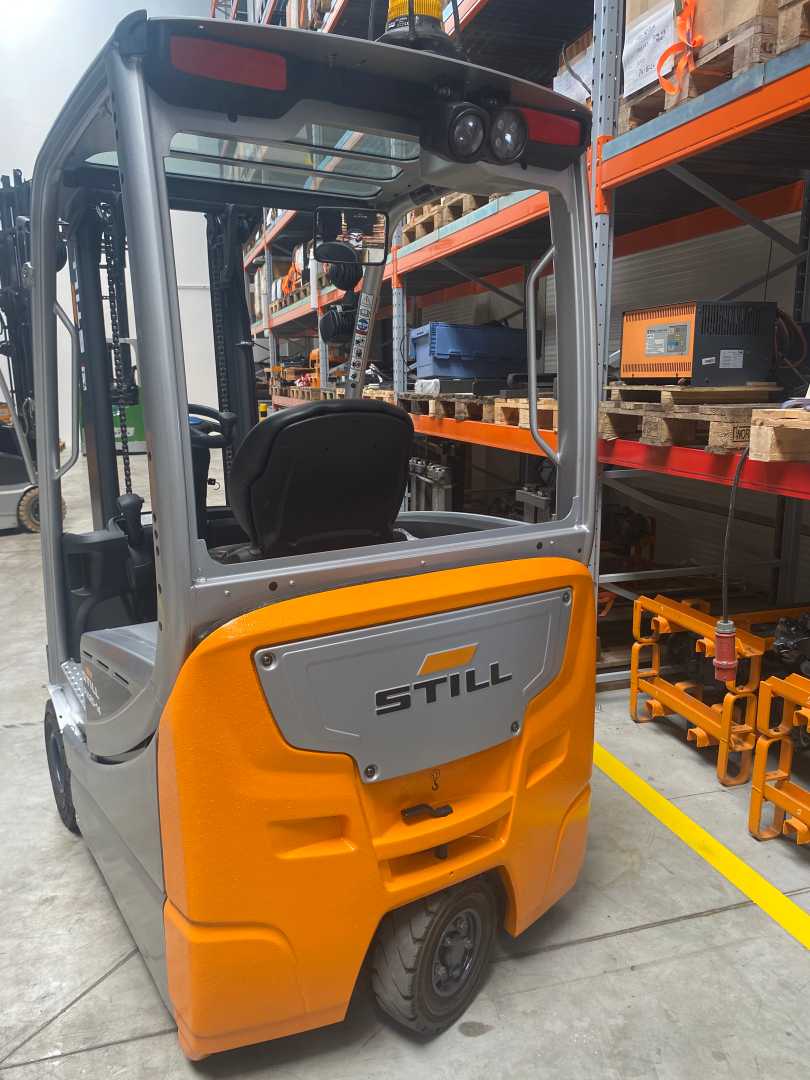 Used Forklift STILL RX20-14C 3 ratų šakinis krautuvas (Image 2) Used Forklift STILL RX20-14C 3 ratų šakinis krautuvas (Image 2)